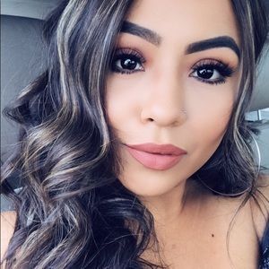 Meet your Posher, Viviana